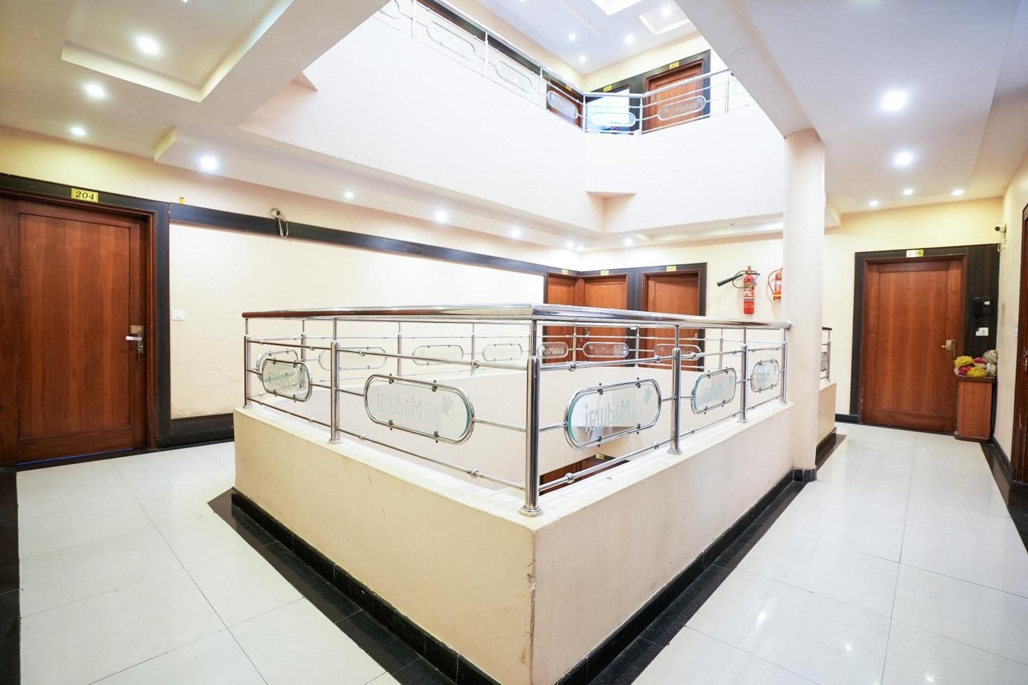 Hotel Madurai Near Central Bus Stand, Удайпур Екстер'єр фото